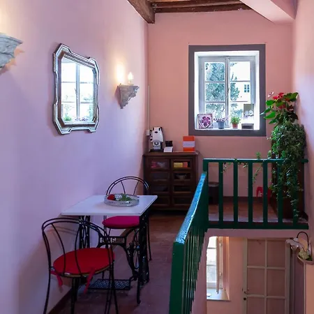 New! La Stanza In * Lucca